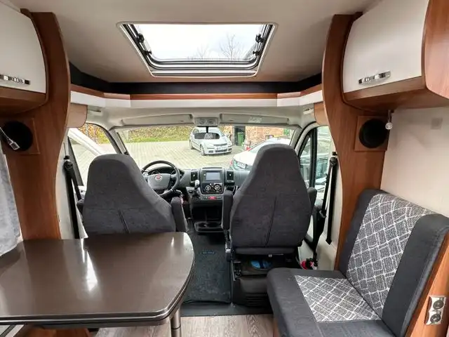 HOBBY OPTIMA DE LUXE V 65 GE